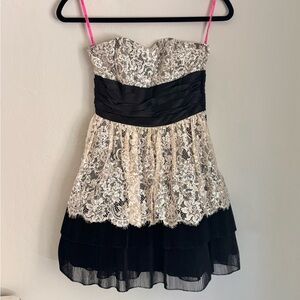 Betsey Johnson Strapless Sequined Lace Tiered Pleat Skirt Party Dress Sz 0